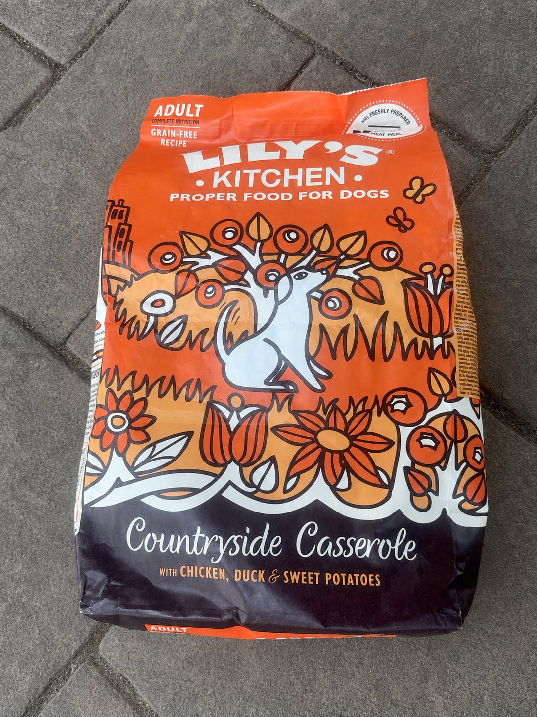 Lily’s Kitchen Countryside Casserole Chicken & Duck Adult Dog Food 2.5kg